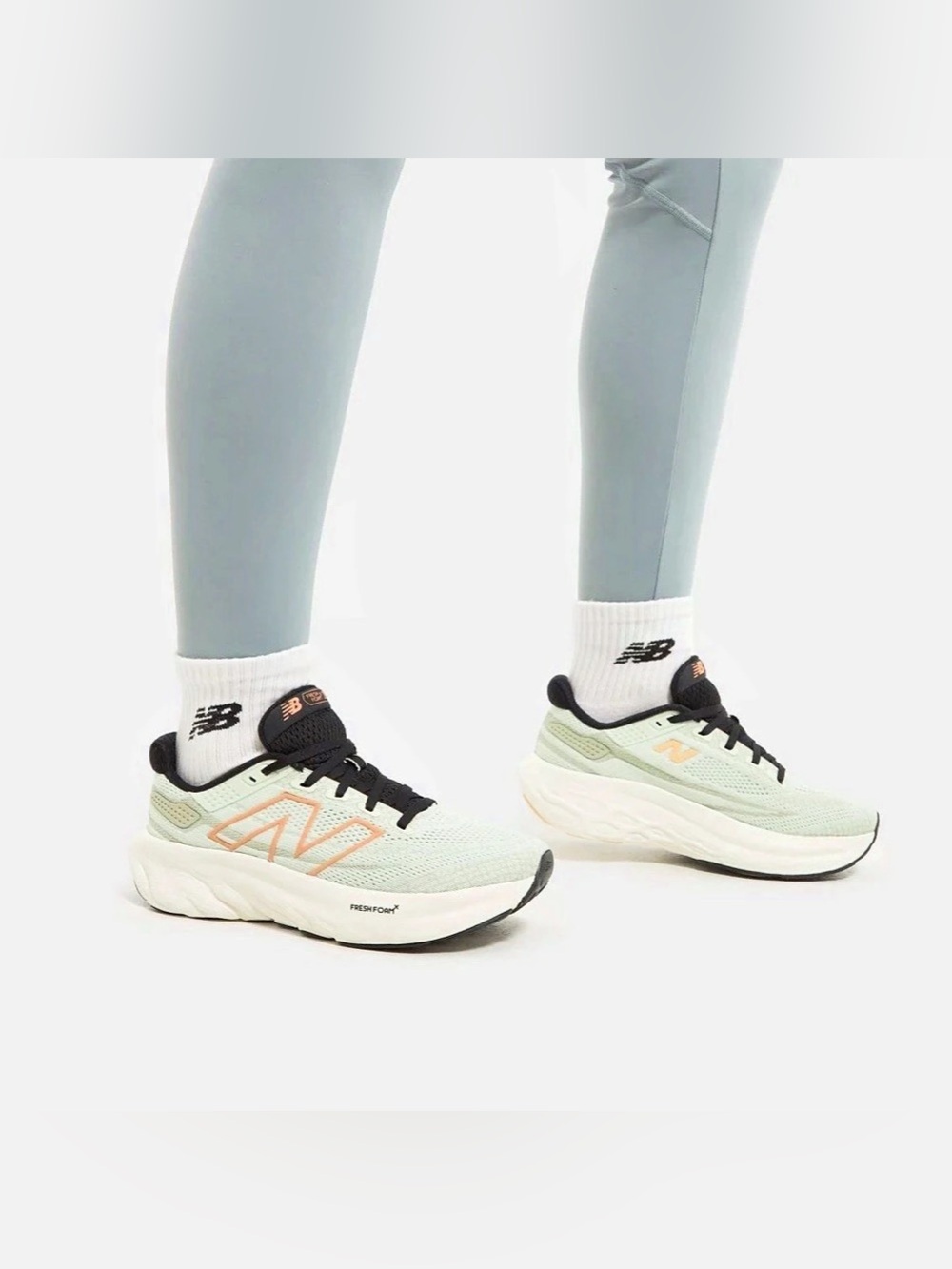 New Balance Fresh Foam X 1080 v14 Athletic Shoes Green & White US 8.5 D